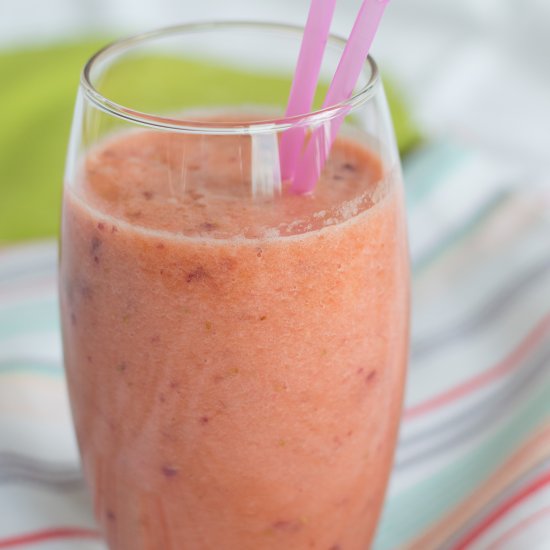 Energy-Boosting Fruit Smoothie