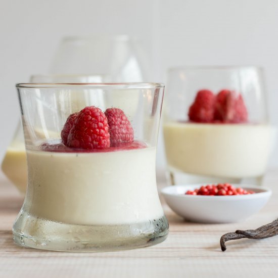 Vanilla Bean Panna Cotta