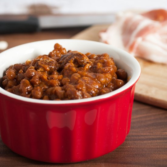 Classic New England Baked Beans