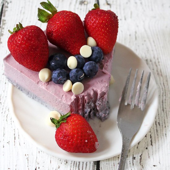 Strawberry and Blueberry “Cheese-like” Cake