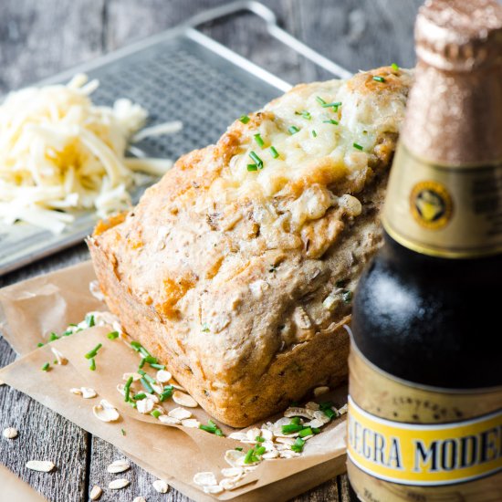 Cheddar Chive Beer Bread