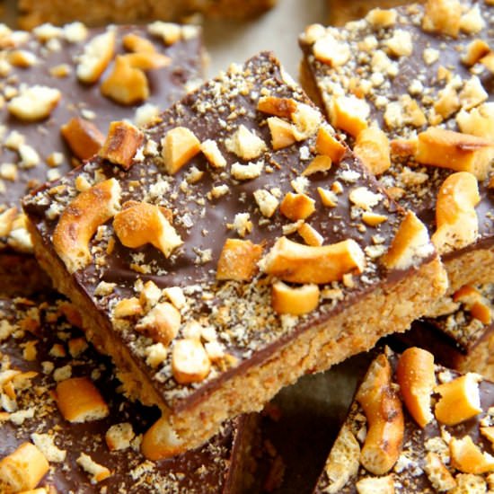 No Bake Salted Caramel Pretzel Bars