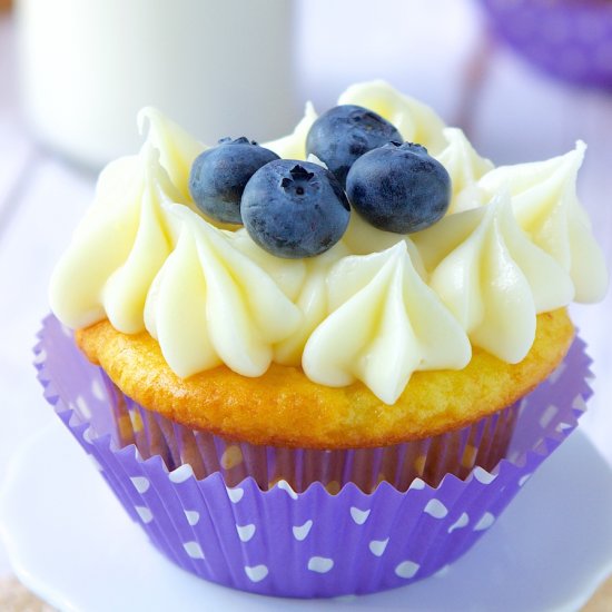 Easy Blueberry Cupcakes