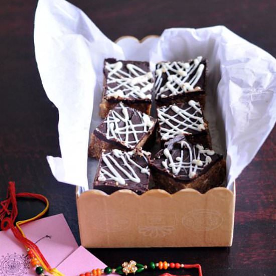 Peanut and Chocolate Barfi (Fudge)