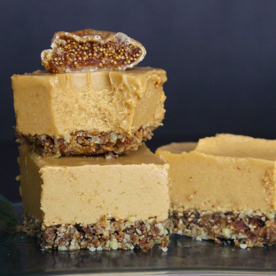 Raw Vegan Peanut Butter Fig Bars