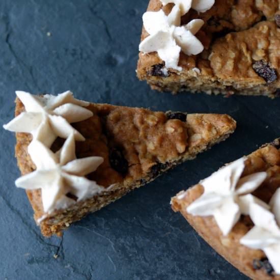 Cinnamon and Raisin Cookie Cake