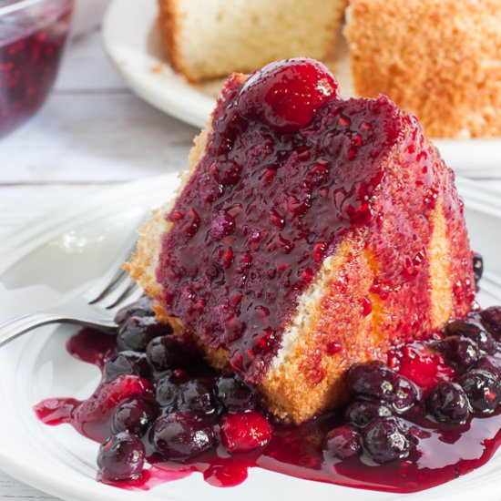 Lemon Sponge Cake w/Berry Compote