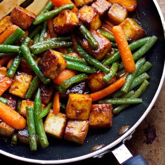 Crispy Tofu and Veggie Stir Fry