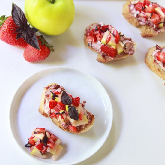 Summer Strawberry Bruschetta