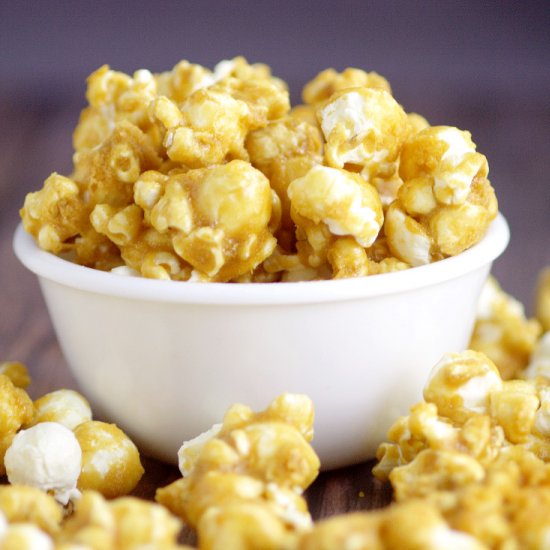 Oven Baked Caramel Corn