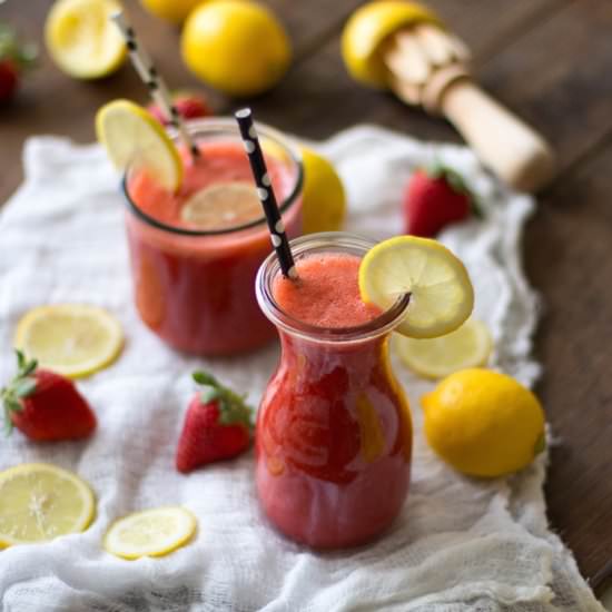 Strawberry-Honey Lemonade