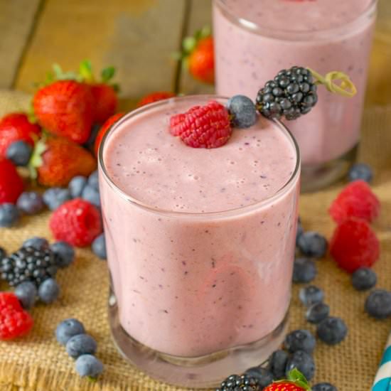 A berry healthy smoothie