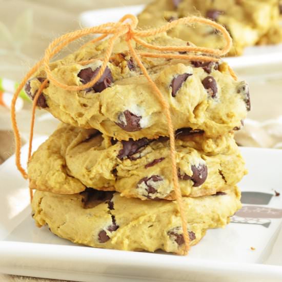 Soft Chocolate Chip Pumpkin Cookies