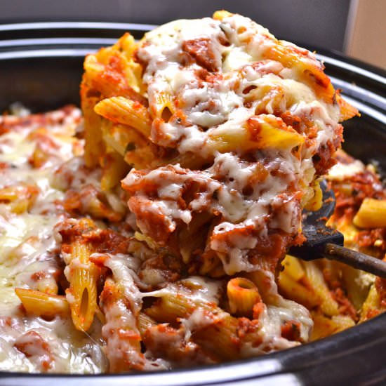 Easy CrockPot Baked Ziti