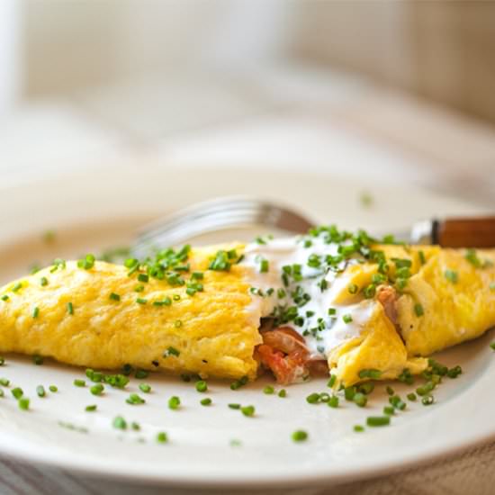 Omelette with Cherry Tomatoes