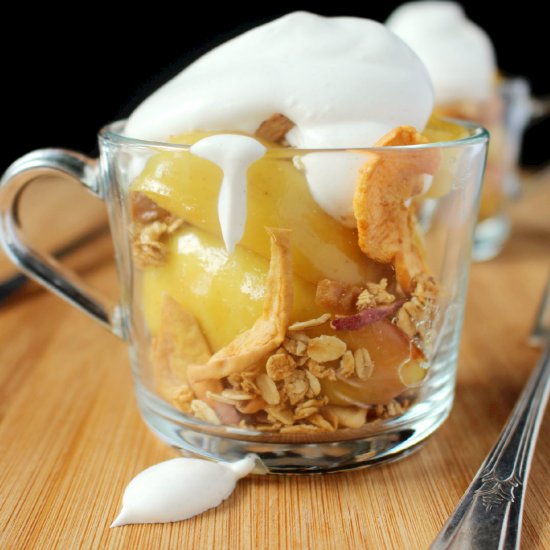 Sauteed Apples & Cinnamon Cream