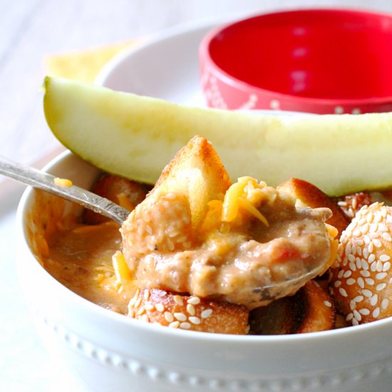 Slow Cooker Cheeseburger Soup