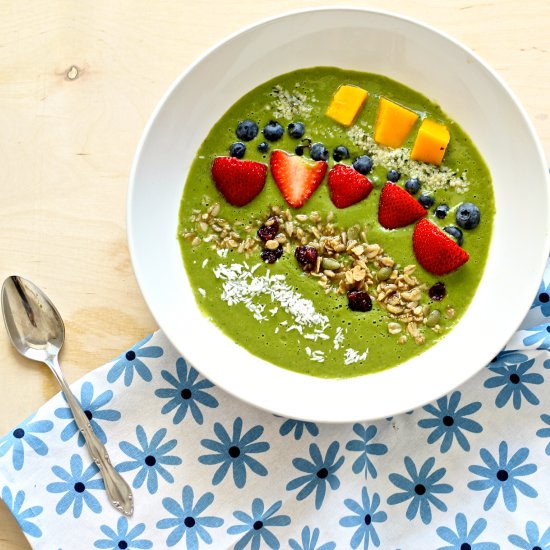 Matcha Avocado Smoothie Bowl