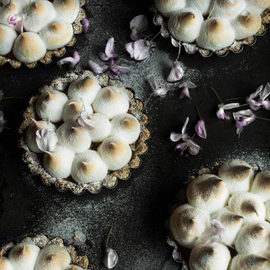 Apricot Meringue Tartlets