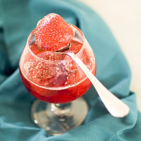 Simple Strawberry Sauce