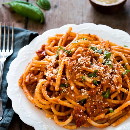 Pasta with Tomato Cream Sauce