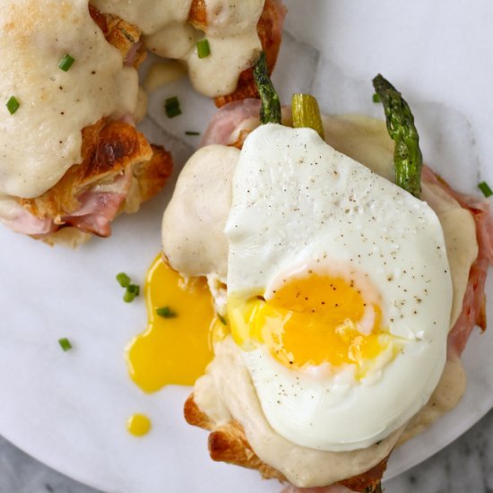 Croissant croque monsieur sandwich