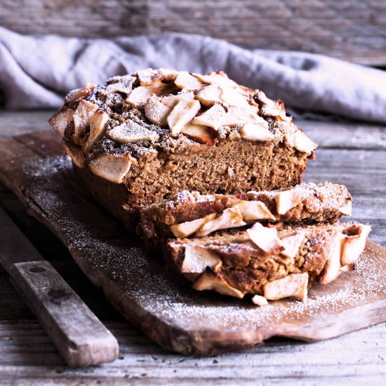 Vegan Apple Cake