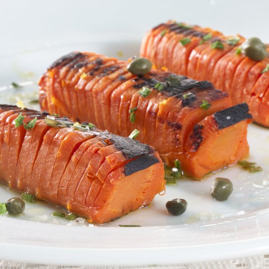 Hasselback Carrots