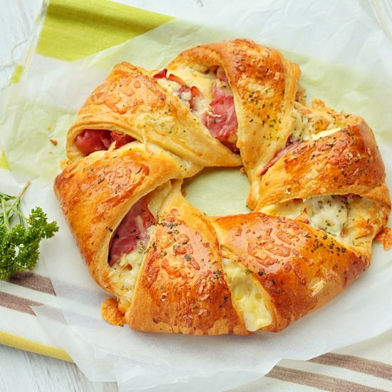 Ham & Cheese Pastry Ring