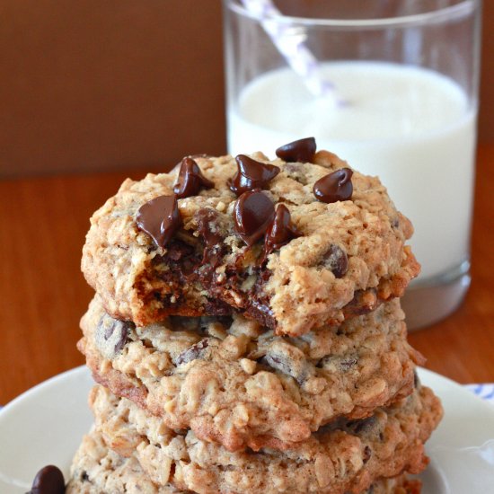 Oatmeal Chocolate Chip Cookies