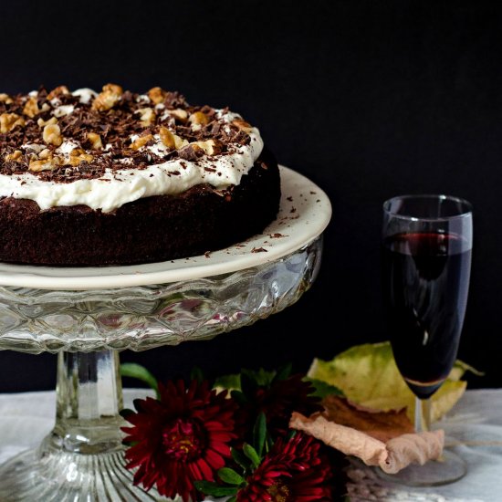 Red Wine Brownie Cake