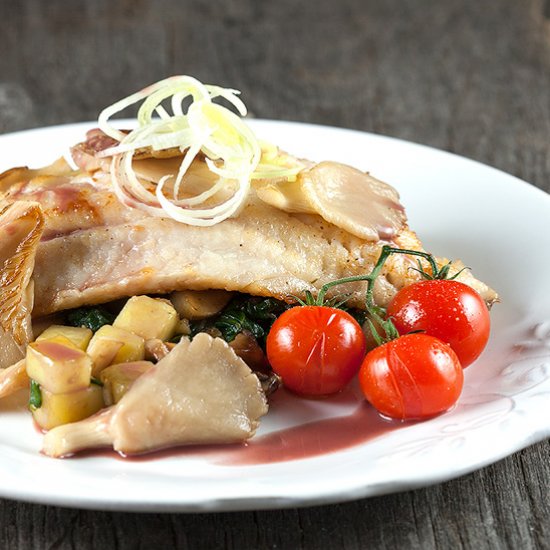 Red Perch with Spinach and Mushroom