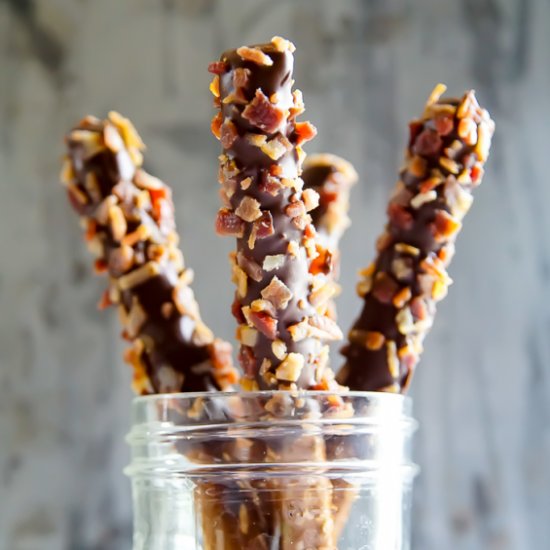 Chocolate Dipped Pretzels