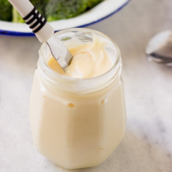 30 Second Homemade Mayonnaise