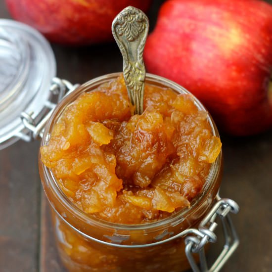 Apple and Raisin Chutney