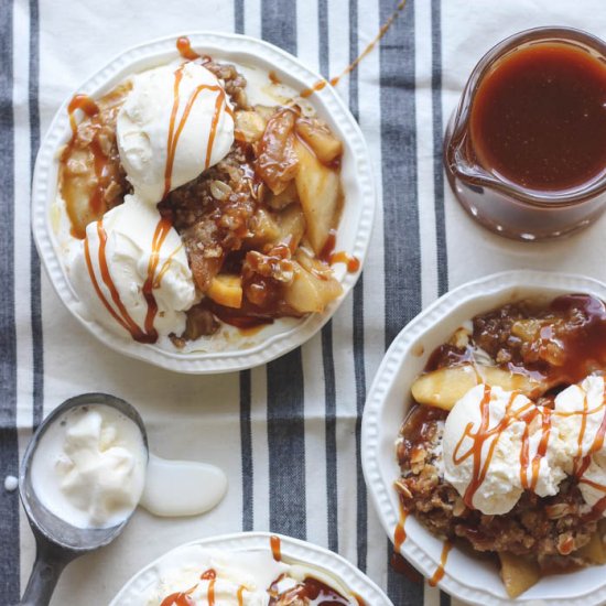 Salted Caramel Apple Crisp