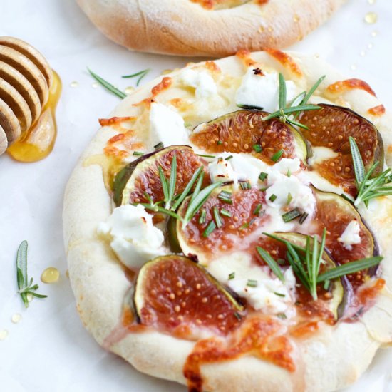 Figs and Goat Cheese Pizza