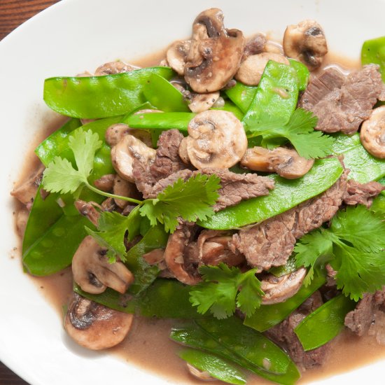 Stir-Fried Snow Peas And Mushrooms