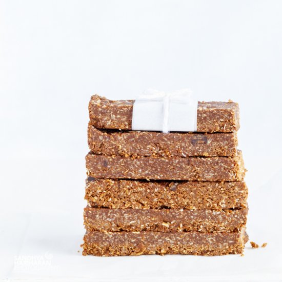 No Bake Oats Chocolate Granola Bars