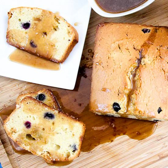 Blueberry Cake with Rootbeer Icing