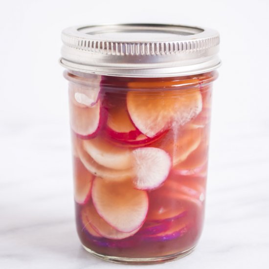 Quick Pickle Radishes