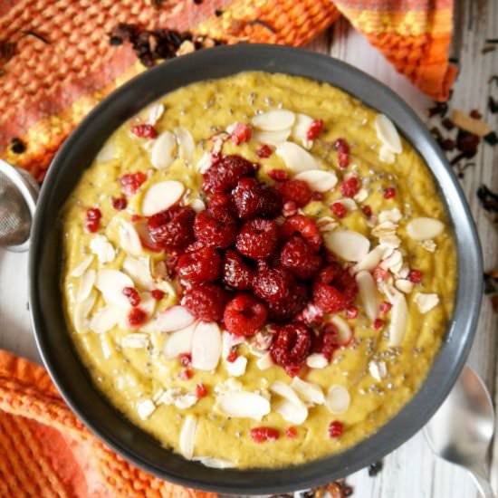 Chai Infused Pumpkin Smoothie Bowl