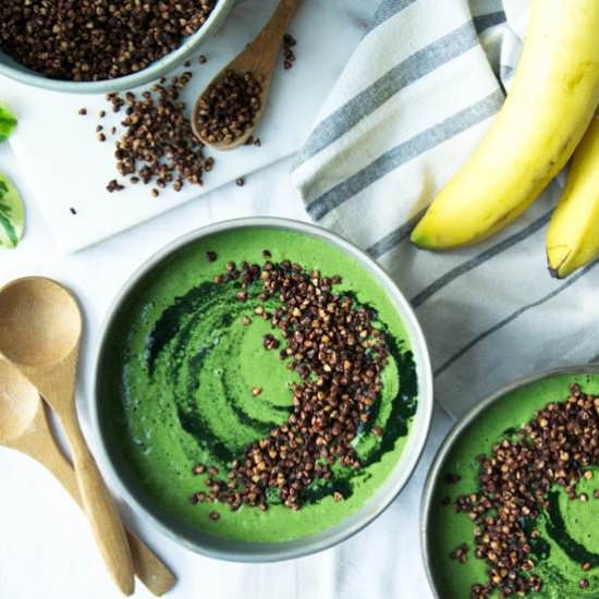 Green Smoothie + Buckwheat Crispies