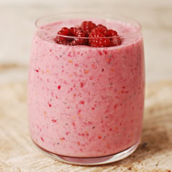 Raspberry banana chia smoothie