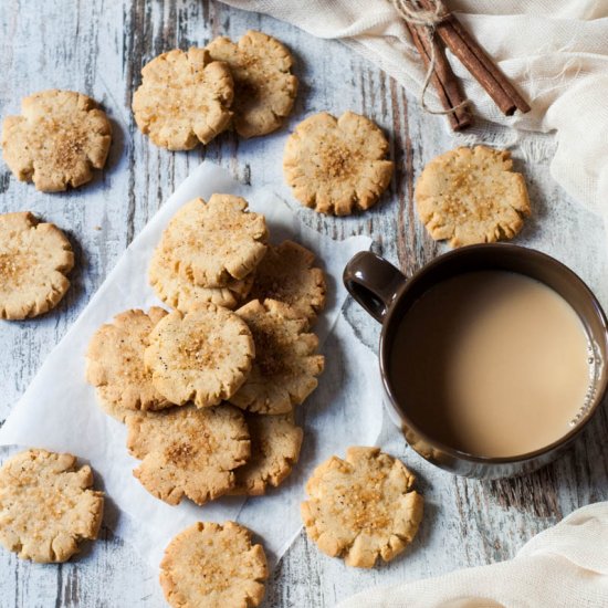 Crunchy Vegan Cinnamon Cookies