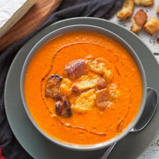 Roasted Red Pepper Brie Soup