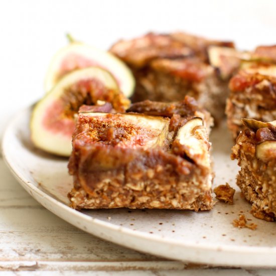 Caramel Pretzel Fig Bars