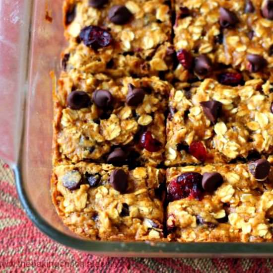 Pumpkin Cranberry Chocolate Chip Oatmeal Bars