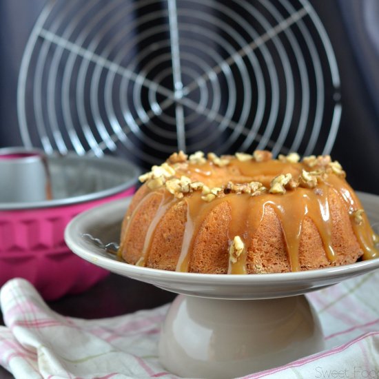 Caramel and Nuts Bundt Cake