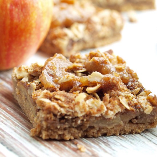 Vegan Caramel Apple Pie Bars